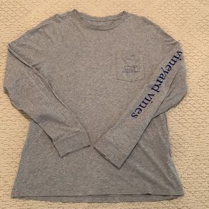 Gray Vineyard Vines long sleeve t-shirt. Size M.